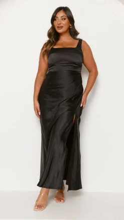 Alaria Maxi Dress - Black