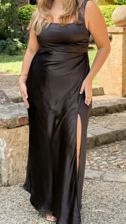 Alaria Maxi Dress - Black