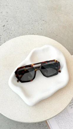 Amiri Sunglasses - Tort