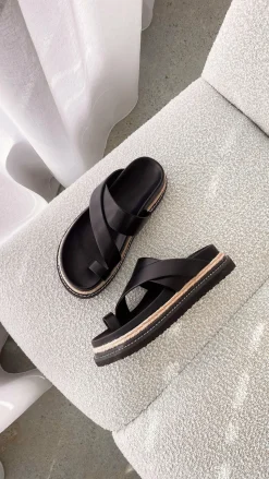 Armas Slide - Black