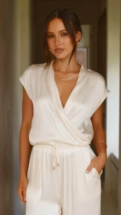 Brylee V Neck Top - Cream