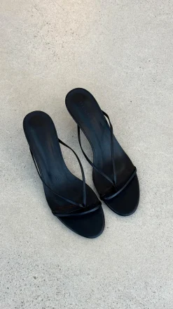 Gillie Heel - Black
