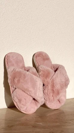 Jessica Fluffy Slippers - Light Pink