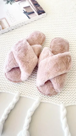 Jessica Fluffy Slippers - Light Pink