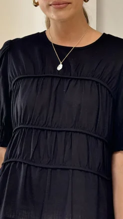 Kai Short Sleeve Top - Black