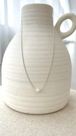 Kimmy Necklace - Silver/Pearl