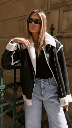 London Oversized Biker - Black