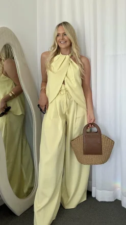 Melinda Halter Top - Soft Yellow