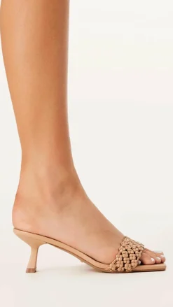 Michelle Heel - Desert