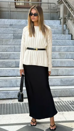 Mila Maxi Skirt - Black