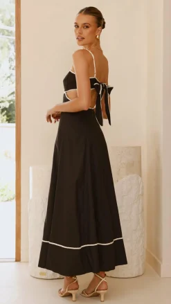 Nereda Maxi Dress - Black
