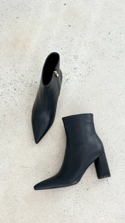 Nicoletta Boots - Black