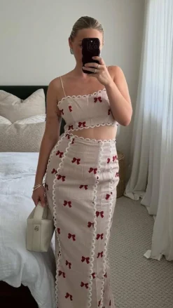 Nova Crop Top - Red Bow