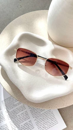 Quinta Sunglasses - Gold / Brown