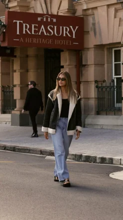 Rollas Kate Baggy Jean - 90s Blue