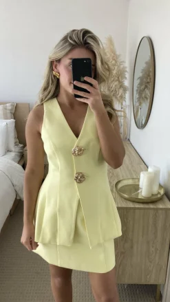 Rylie Mini Skirt - Lemon