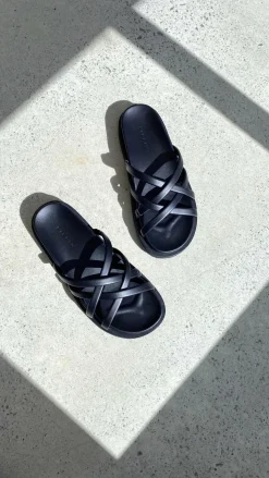 Tamsin Slide - Black