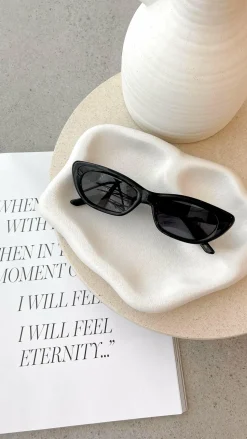 The Caroline Sunglasses - Black