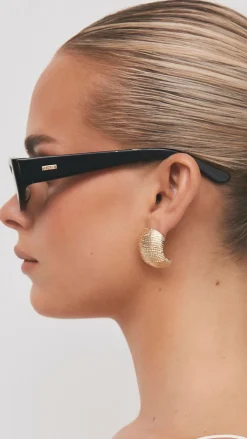 The Kasia Sunglasses - Black / Black