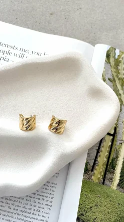Vera Textured 18K Gold Plated Earrings - Gold
