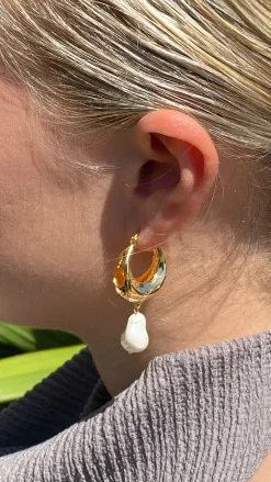 Wandrea Earrings - Gold