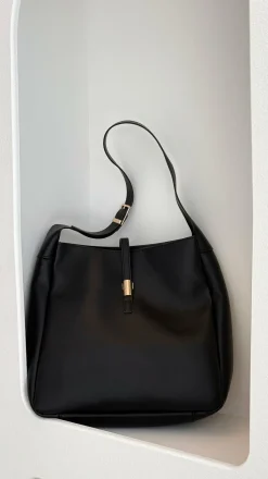 Yara Shoulder Bag - Black
