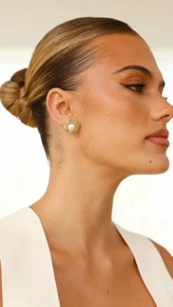 Yasmine 14K Gold Earrings - Gold / Pearl